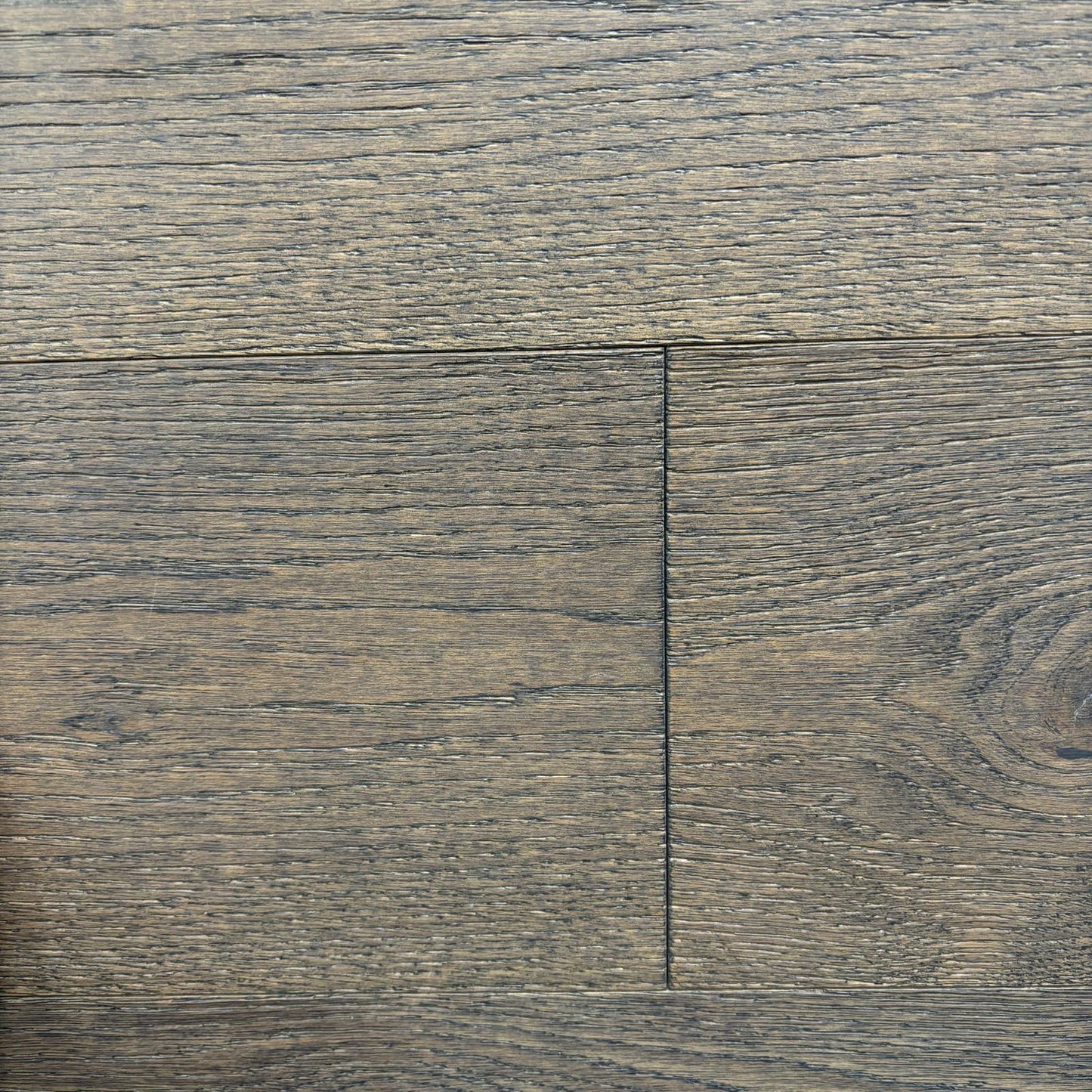 White Oak Engineered Flooring :- Size - 5" * 3/4" * RL, Colour - Wild Wood